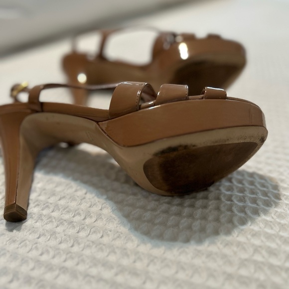Miu Miu platform heels in tan - Picture 4 of 4